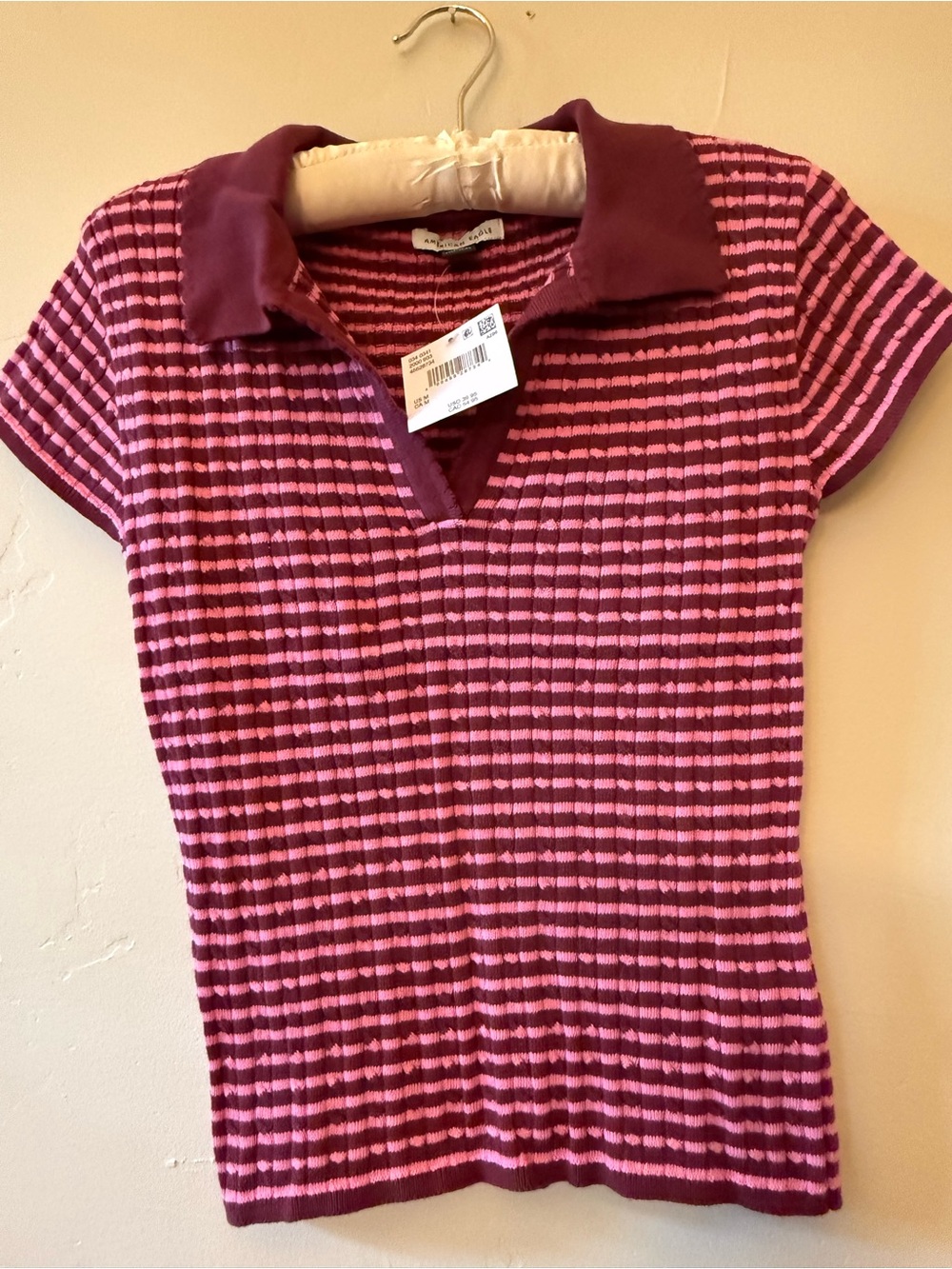 American Eagle Striped Cable Knit Sweater Polo V-Neck burgundy & Pink M NWT